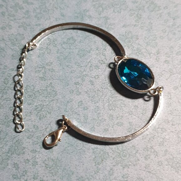 Elegant Silver Tone Bracelet Blue Gemstone Accent Adjustable Chain Clasp Women - Picture 2 of 7